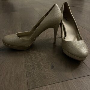 Sparkly Gold heels